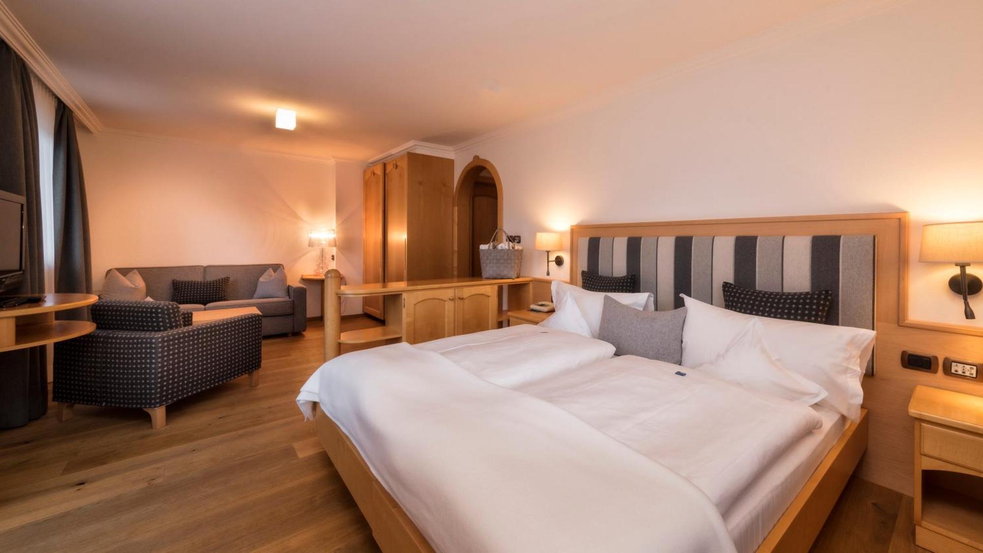 Hotel Genziana Ortisei Eksteriør billede